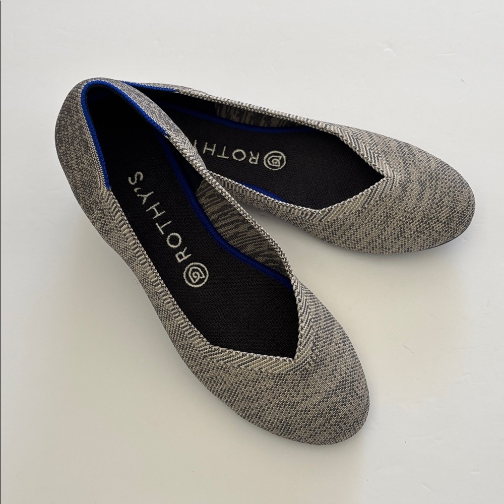 Rothy’s Classic Halo Gray White Round Toe‎ Ballet Flats Shoes Travel Women’s 8.5